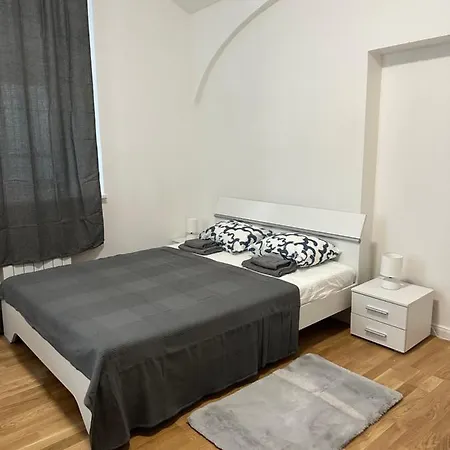 Hermes Petrska Apartment